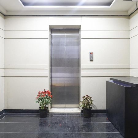 Super Townhouse Oak Sr Hotel Wakad Púna Kültér fotó
